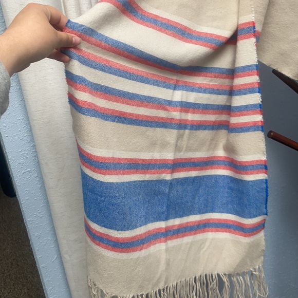 Long and Thick Cream Scarf with Stripes - Picture 2 of 2